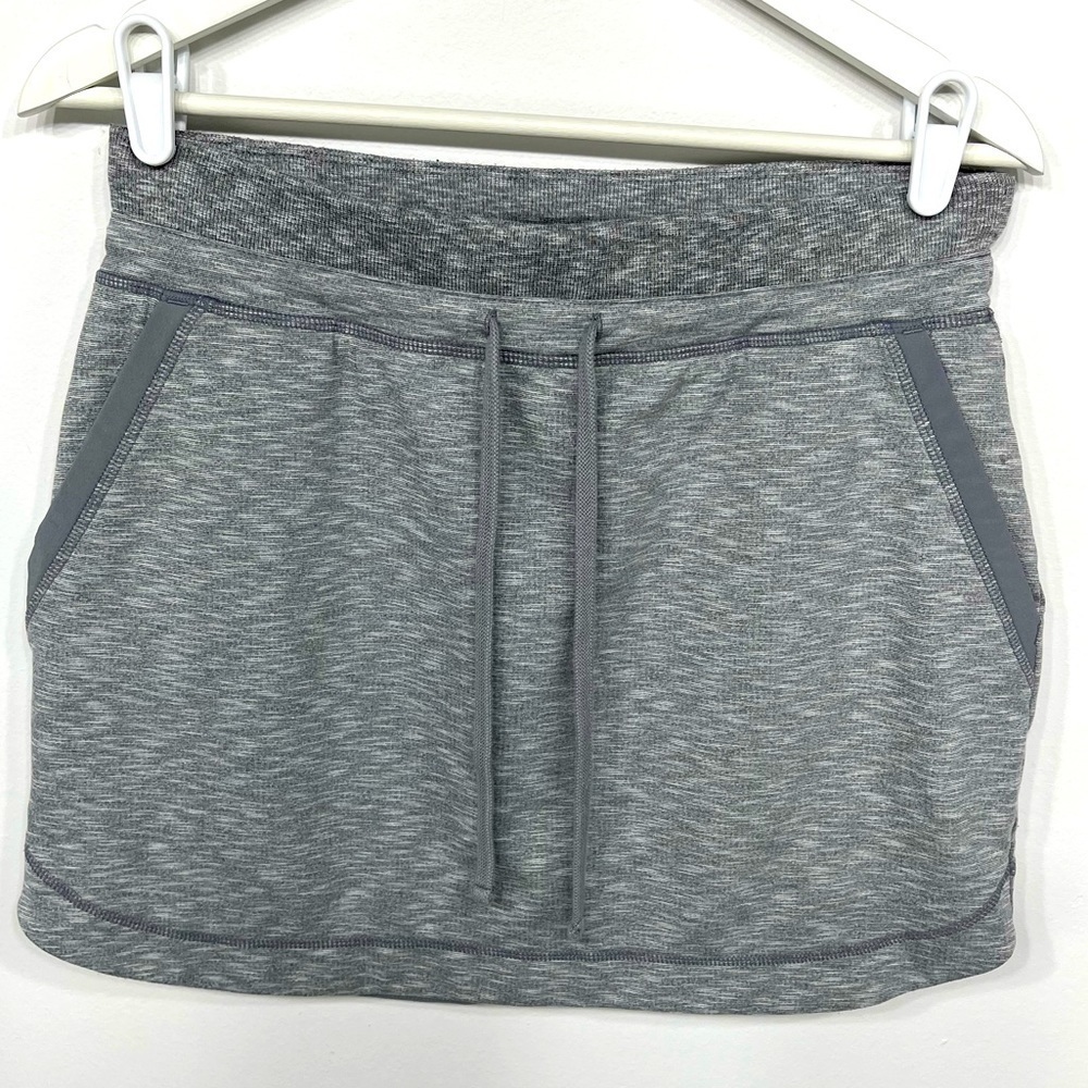 Athleta gray skirt size S